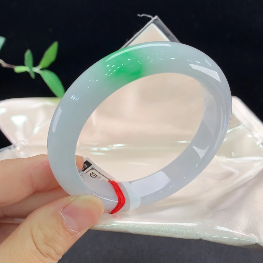 翡翠未镶嵌手镯0354