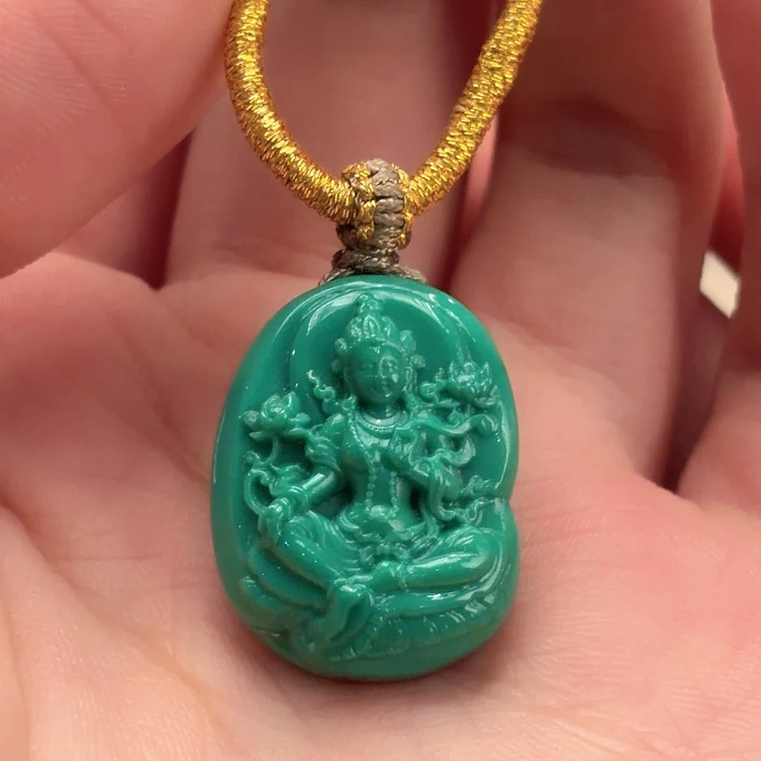 绿松石未镶嵌颈饰