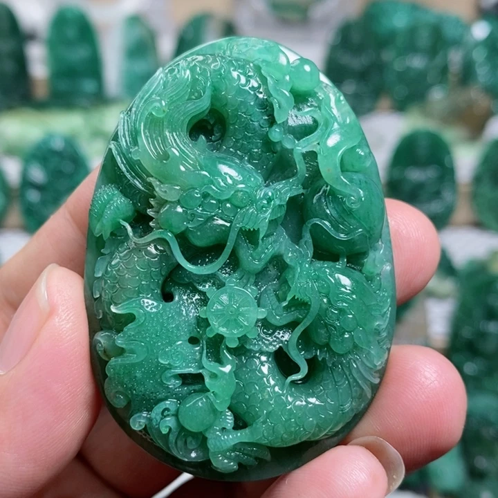 未镶嵌独山玉颈饰