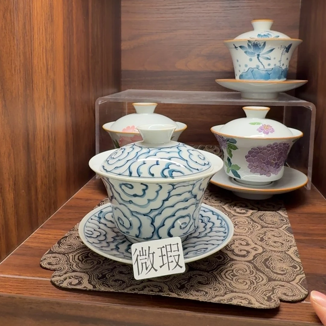 釉下手绘茶具微瑕