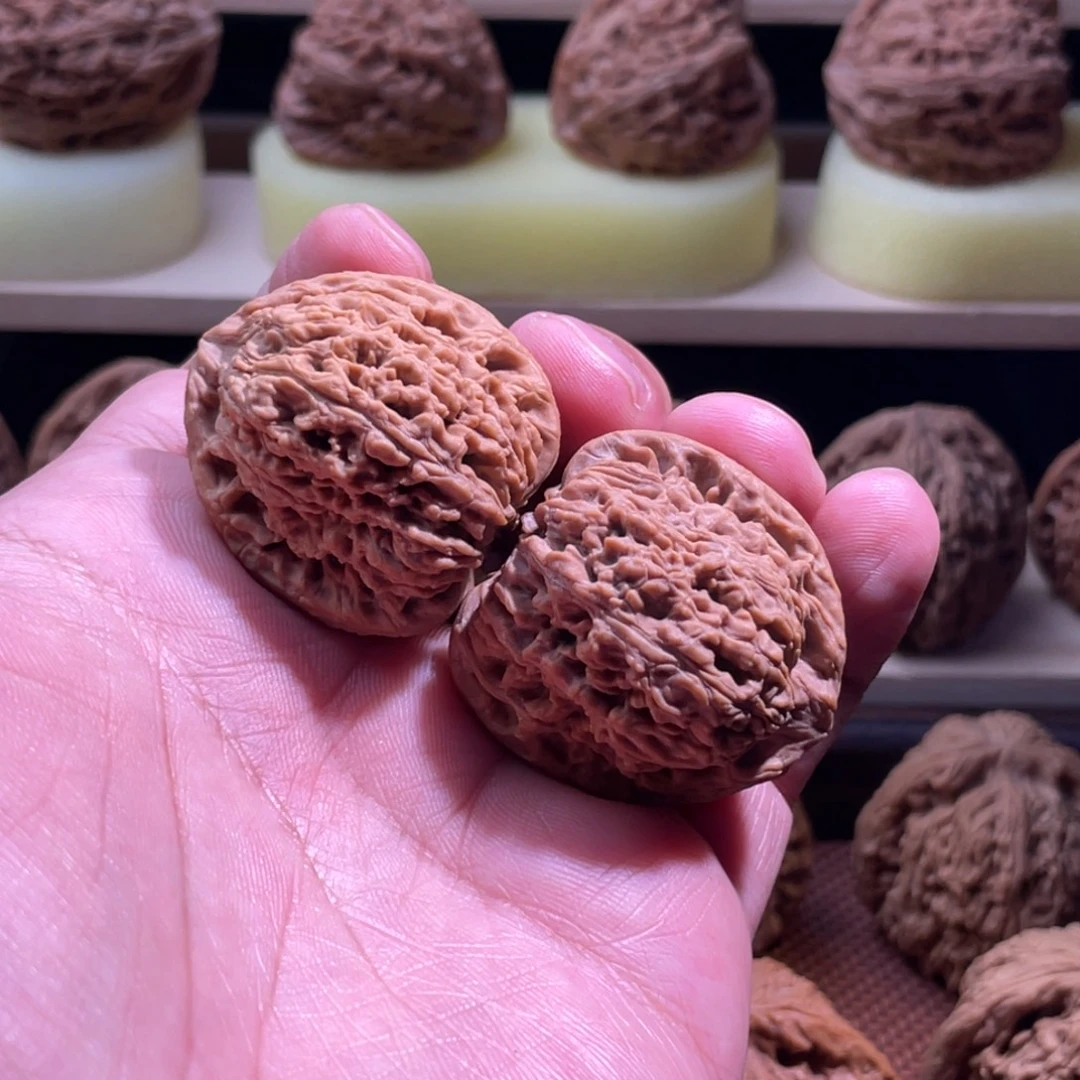 开***～把件文玩核桃三角疆