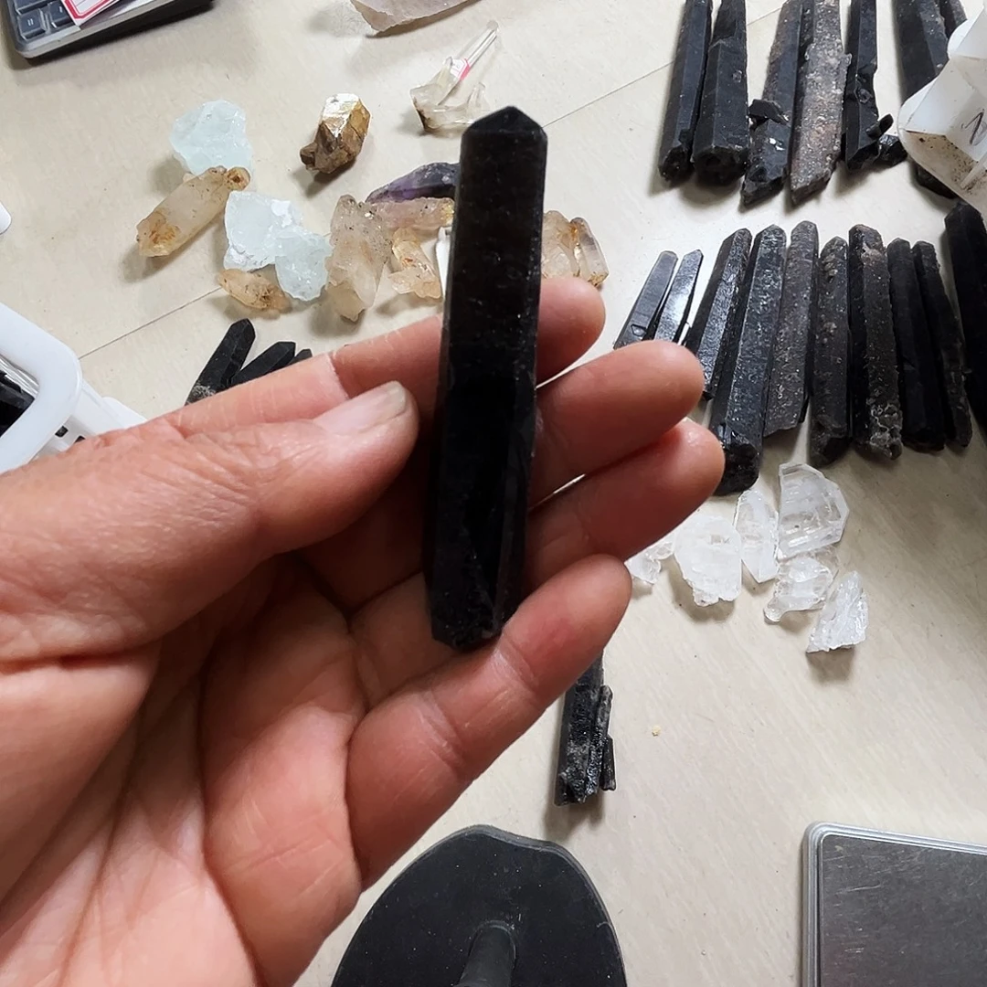 枣***恼珠宝半成品水晶未镶嵌