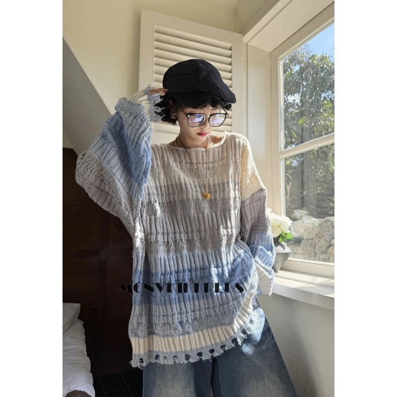 MoNvKiKiPlus2“便利贴”大码微胖大领口破洞毛边设计毛衣#1718