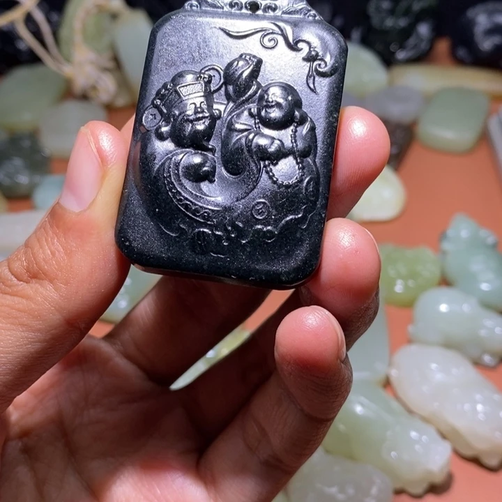 和田玉未镶嵌颈饰