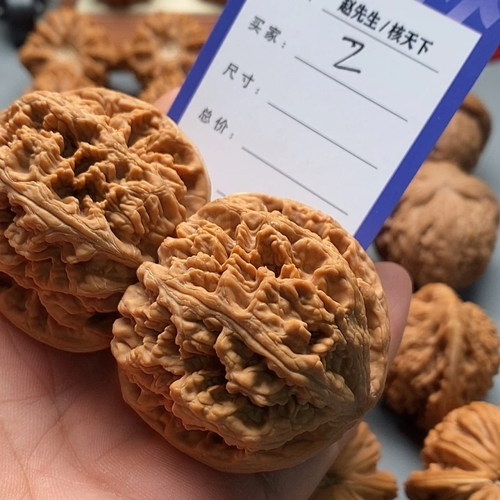 *****桃核吊坠平谷大粗筋