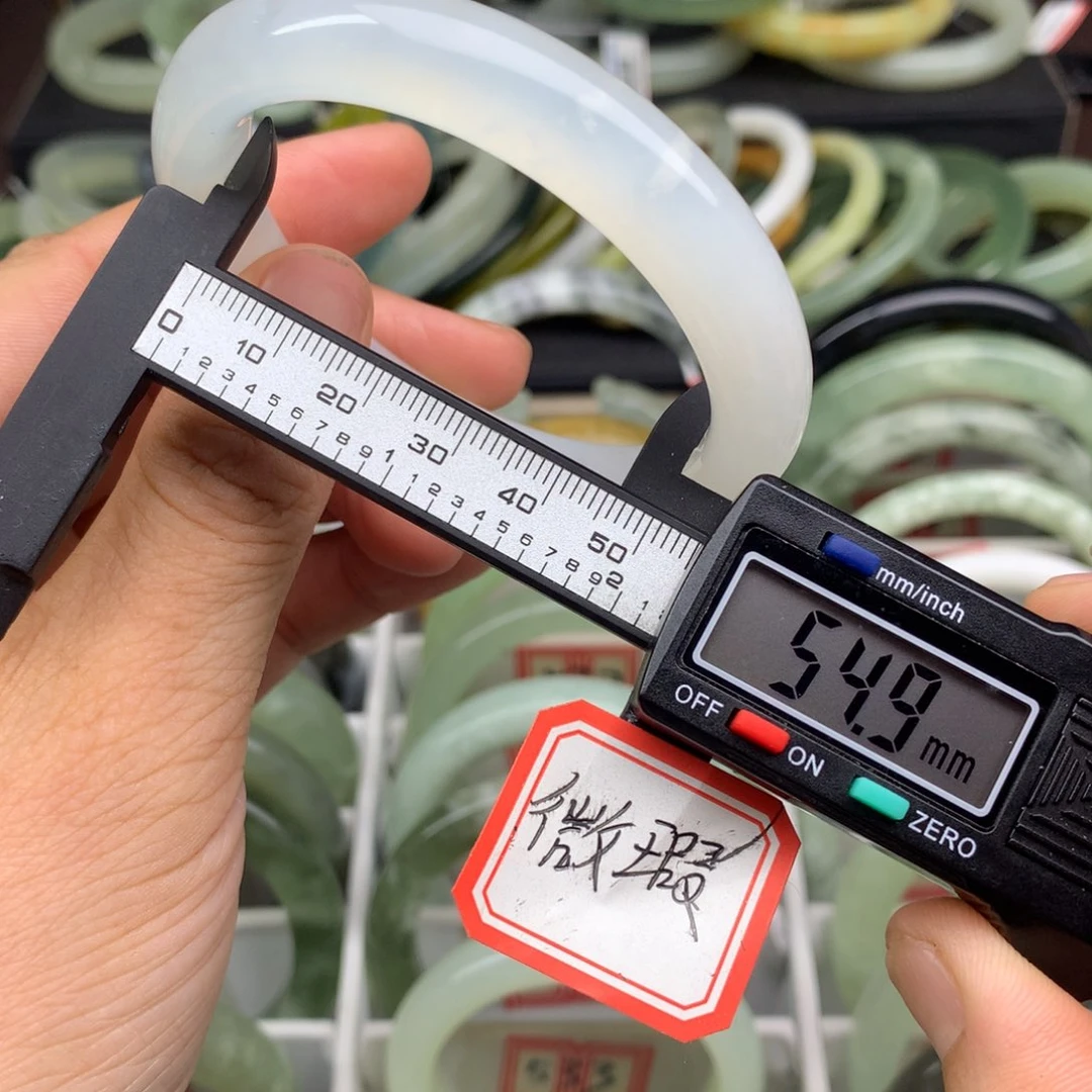 未镶嵌蛇纹石玉手镯529