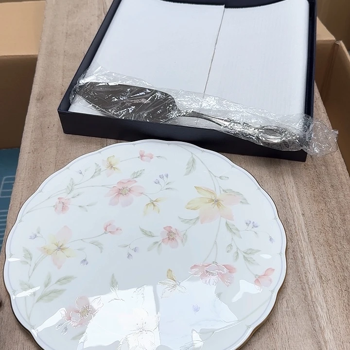 瓷片噗哈哈哈哈哈哈哈哈哈