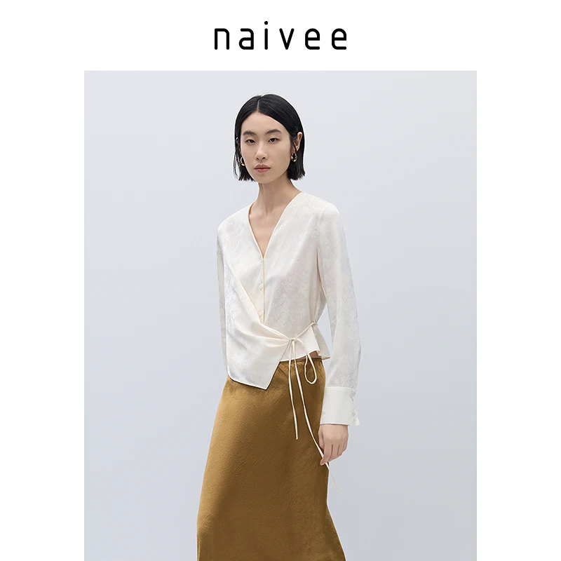 Naivee/纳薇商场同款25春中式醋酸提花V领系带收腰衬衫251241832