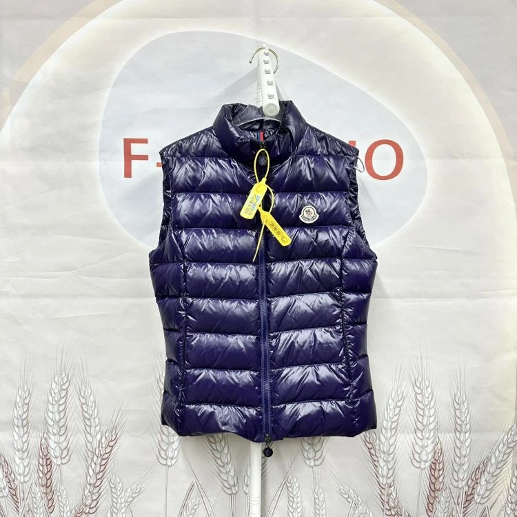 衣服/MONCLER/95新/C18171028047/[251123LT00ER]