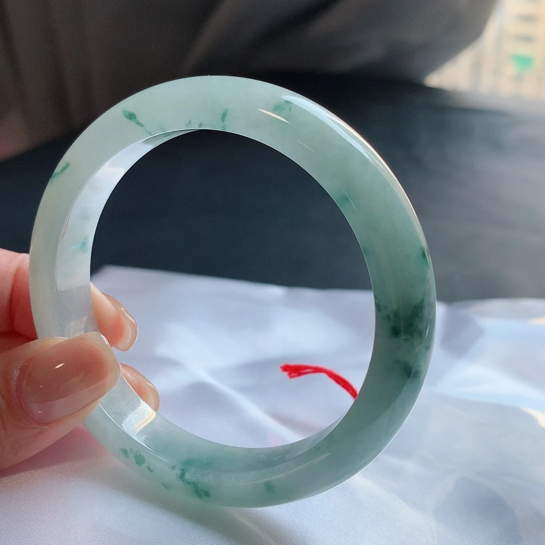 【闪购商品】未镶嵌手镯翡翠57+