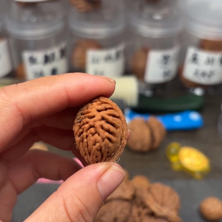 哦***…吊坠桃核桃核11111