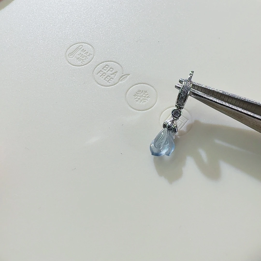 翡翠颈饰18K金镶嵌黑****贝蓝花买断价