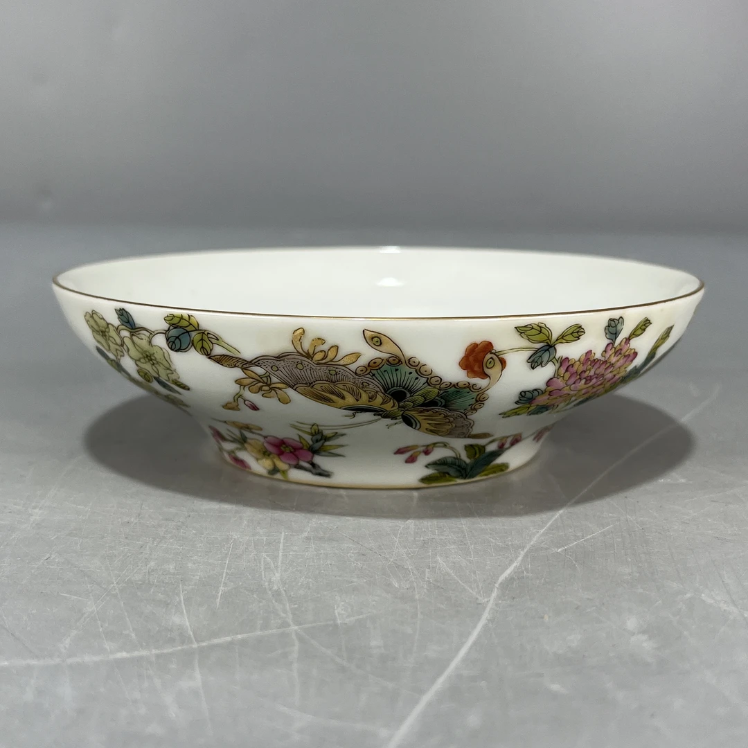 仿古瓷 仿古大清嘉庆年制粉彩蝶恋花纹盘