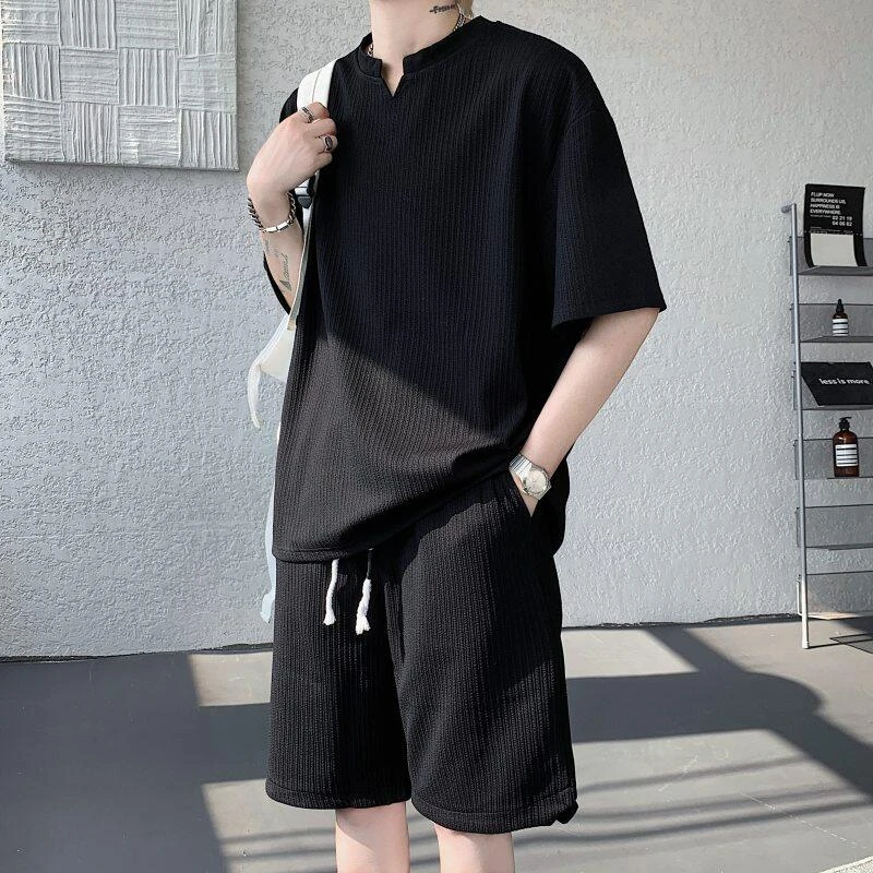 肌理感冰丝套装男士夏季V领短袖短裤两件套潮牌痞帅男装宽松大码