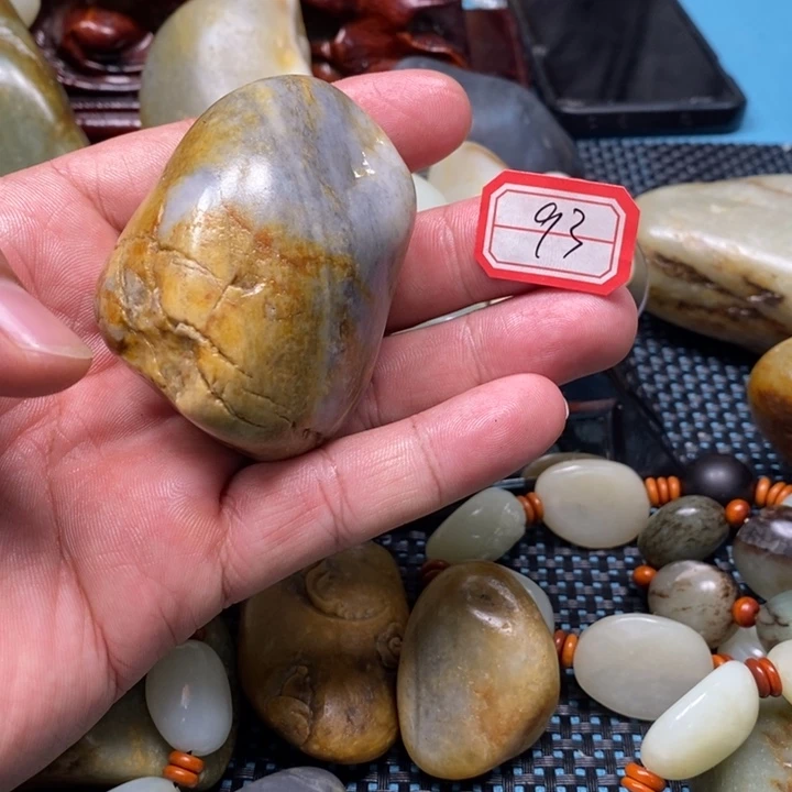 未镶嵌和田玉把件93