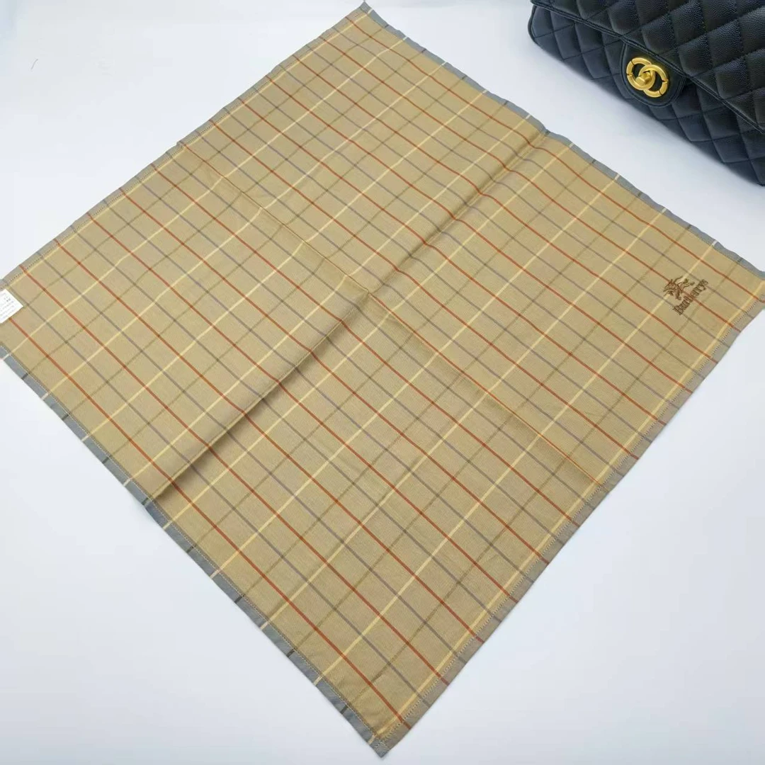 99新 BURBERRY/博柏利 海囤/巴宝莉/丝巾/yy07757