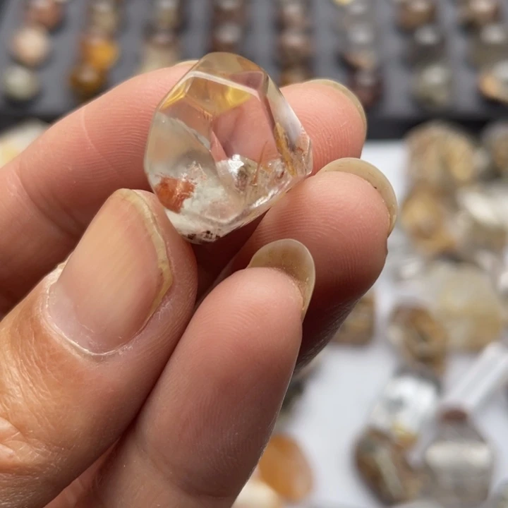 纯天然幽灵碧玺（处理）