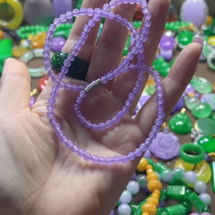 翡翠未镶嵌颈饰吊坠