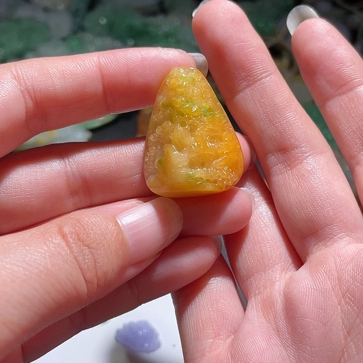 颈饰未镶嵌翡翠天