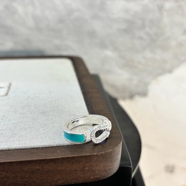 铜合金合成锆石戒指 镂空马蹄戒指JZ1847