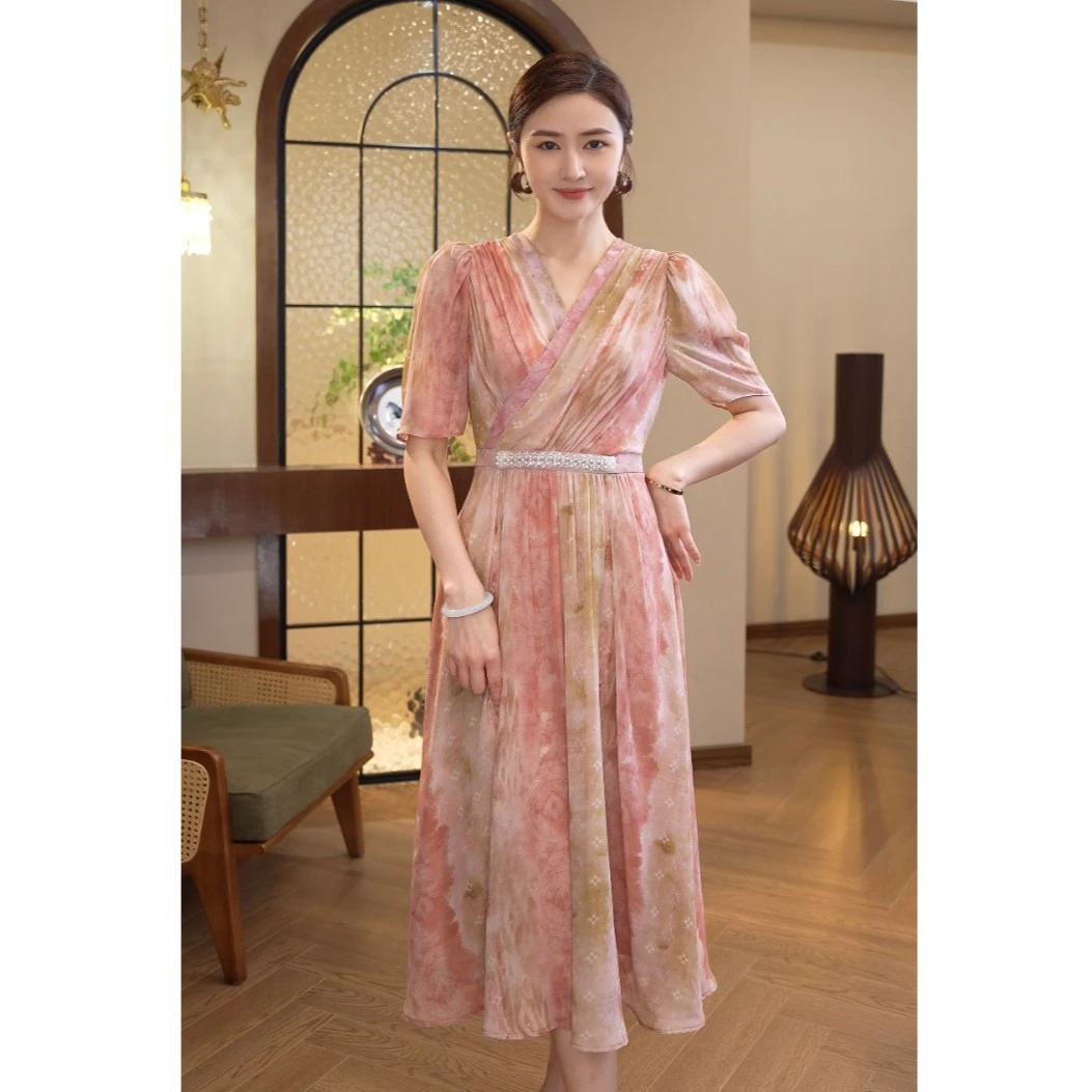 唐熹2025年夏季款【DD-X25105】高级感小众气质轻奢风V领连衣裙子女