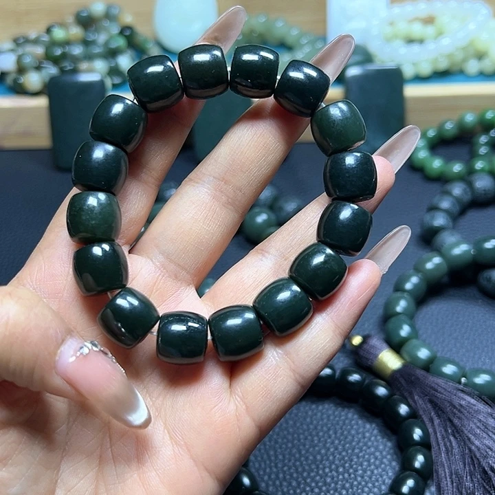 和田玉（青玉）手串未镶嵌