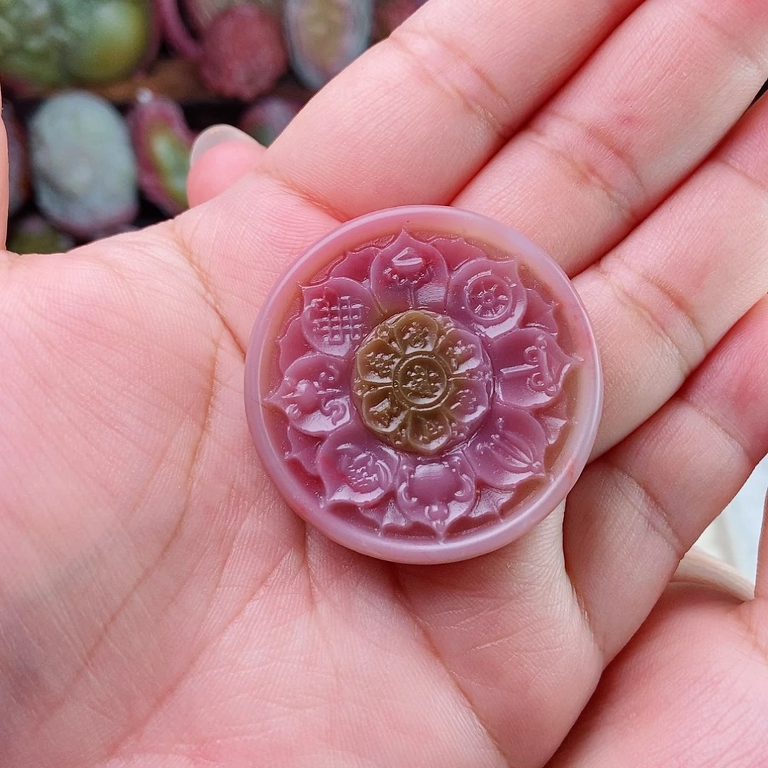 未镶嵌石英质玉（盐源）珠宝半成品