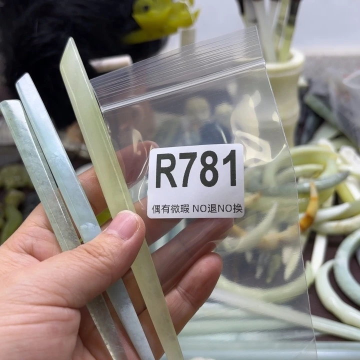 蛇纹石玉发饰合金万*弘