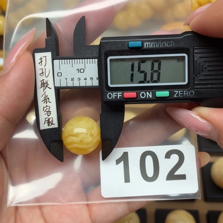 艺***术未镶嵌琥珀裸石蜜蜡