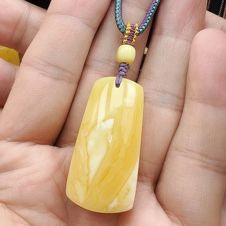 蜜蜡颈饰未镶嵌无事牌8克