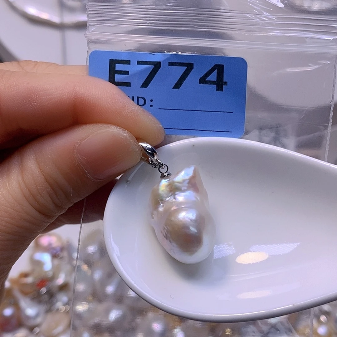 淡水珍珠未镶嵌颈饰