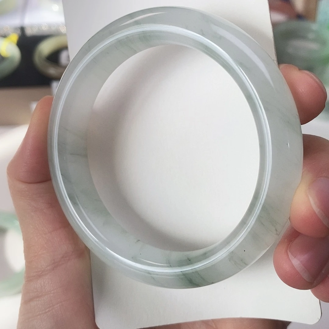 石英质玉（金丝玉）未镶嵌手镯