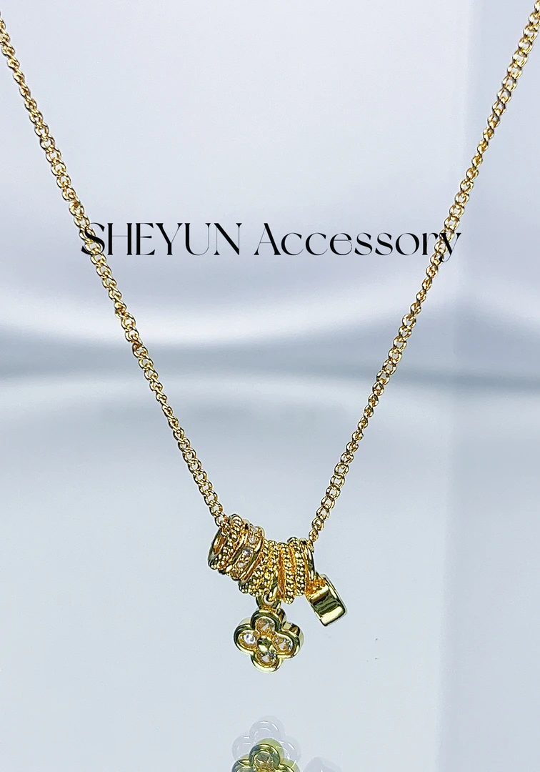 铜合金吊坠 轻奢四叶花项链女精致高级感吊坠小众个性设计锁骨链