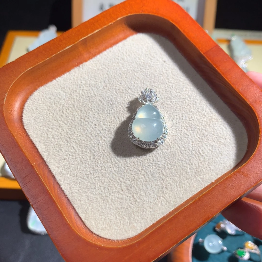 翡翠银S925镶嵌挂件葫芦
