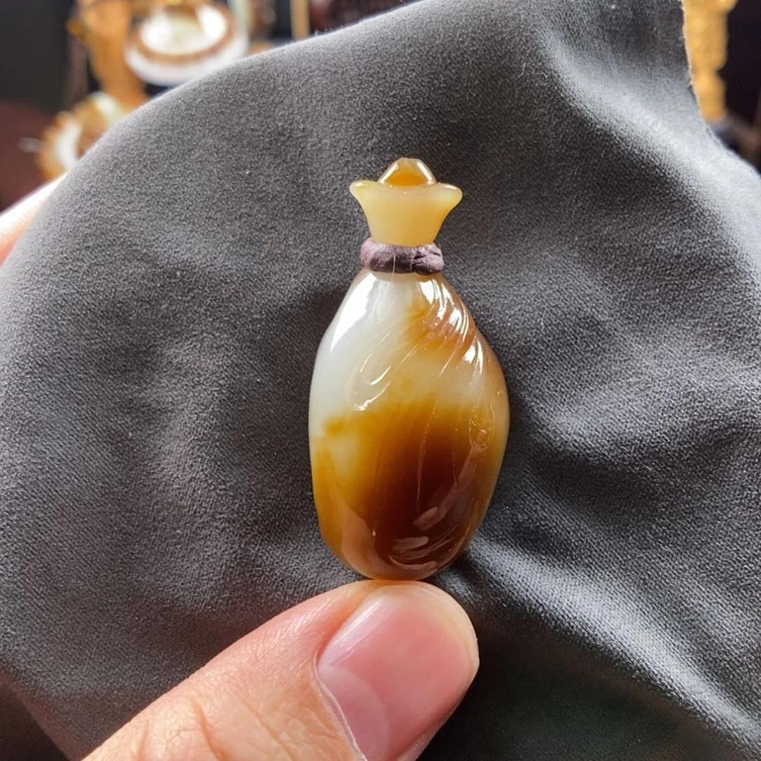 和田玉（糖玉）未镶嵌颈饰