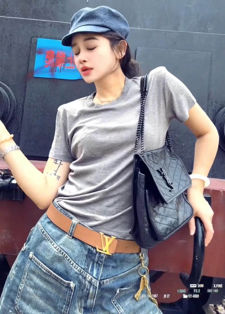 高级灰简约T、建议手洗