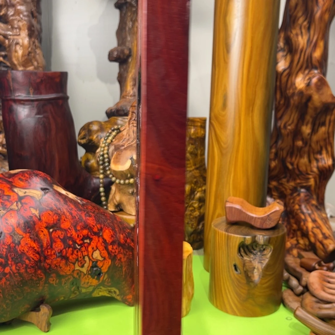 桀***轩大果紫檀（缅甸花梨）