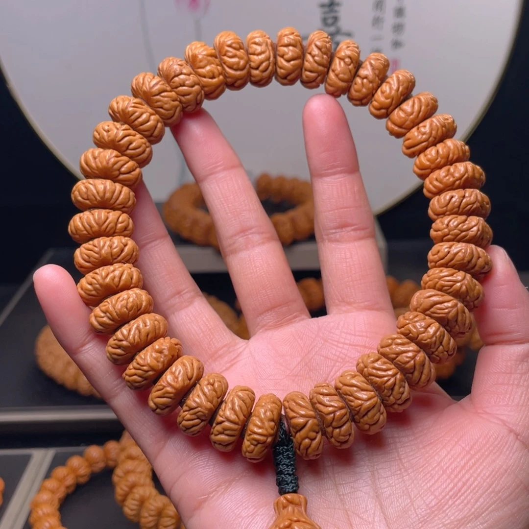 人***事桃核吊坠16尺寸祥云手持