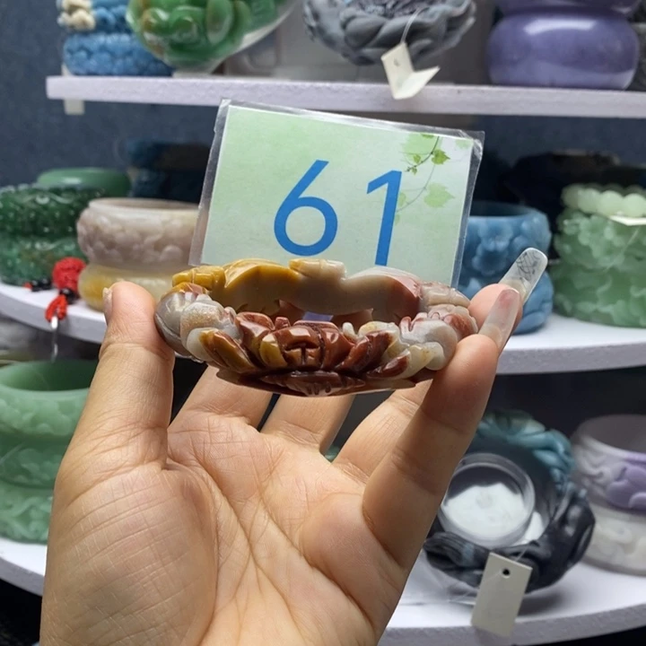 未镶嵌手镯石英岩玉