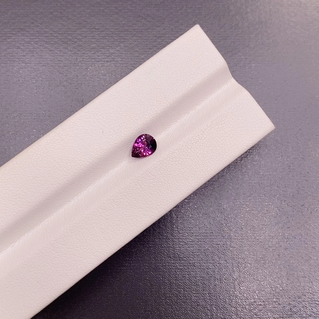 裸石蓝宝石0.88克拉