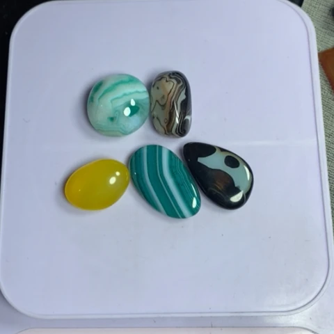 玛瑙/玉髓珠宝奇石未镶嵌侠*侣打孔不退不换