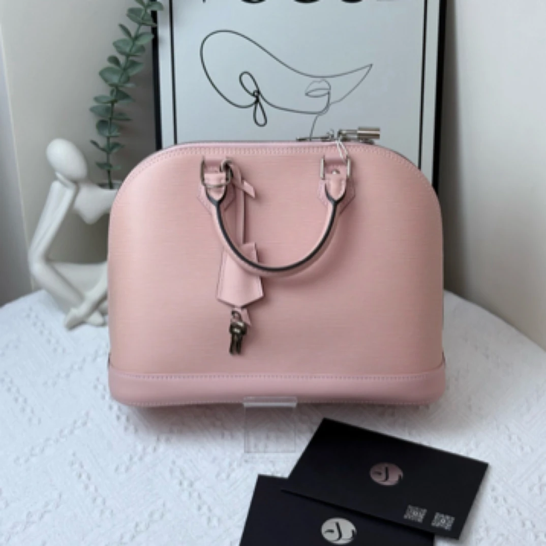 95新 LV 贝壳 全皮粉 大号 /JW4805