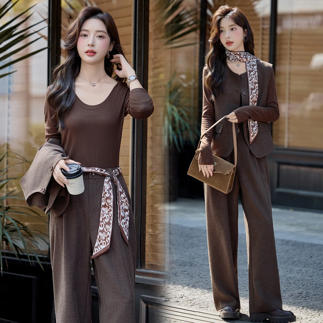 职业女裤套装女春秋2025新款高级感气质丝巾西装马甲阔腿裤三件套