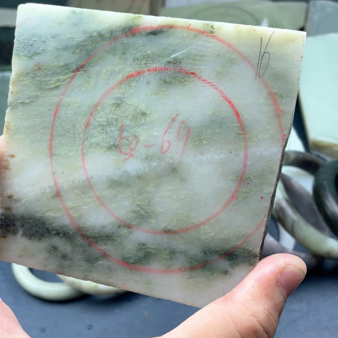 石英质玉定制手镯未镶嵌