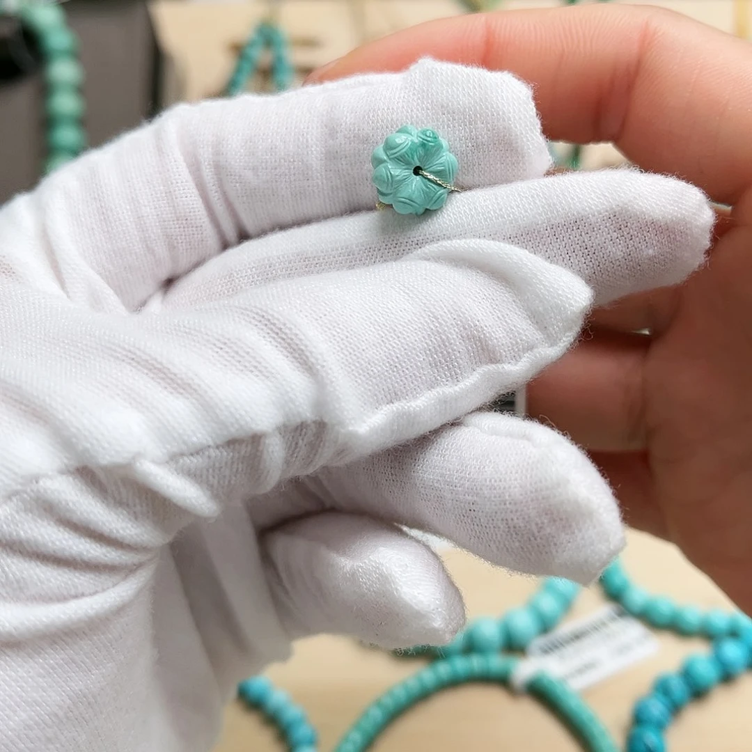 绿松石雕刻未镶嵌