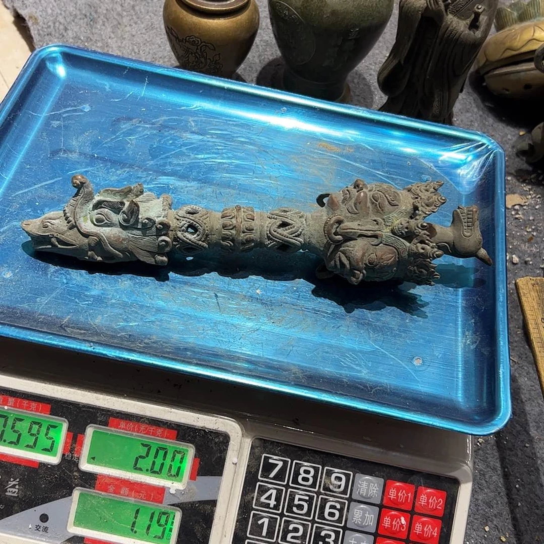 亿*乐微瑕疵黄铜摆件工艺品