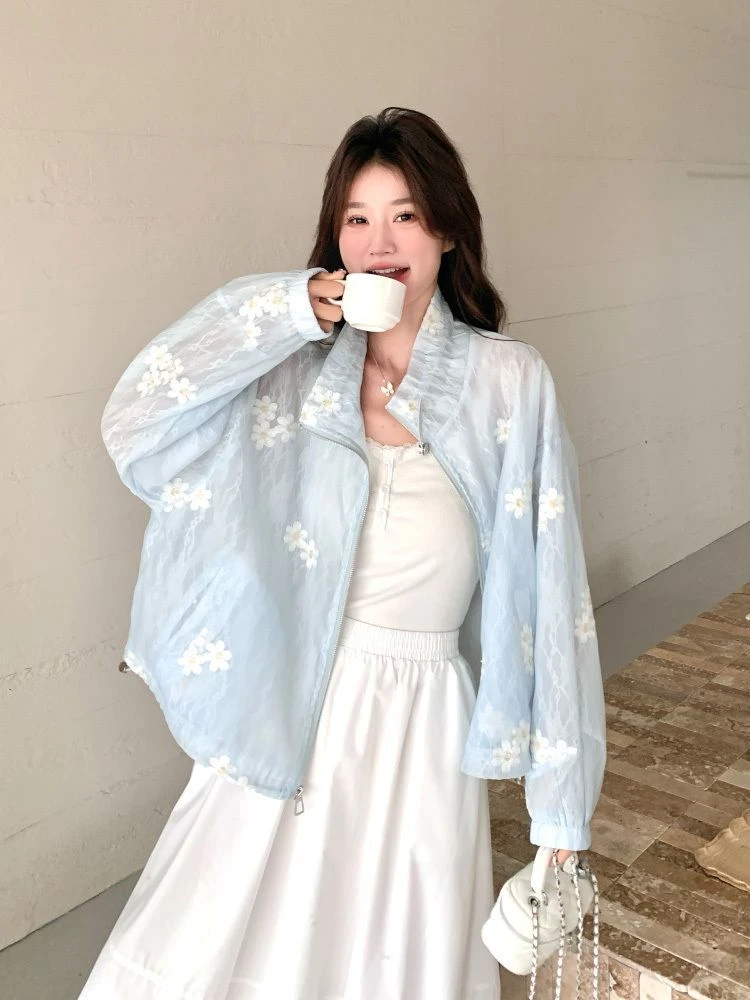 胖MM加大码300斤小众设计感学院风甜美刺绣立领外套春秋夹克上衣t