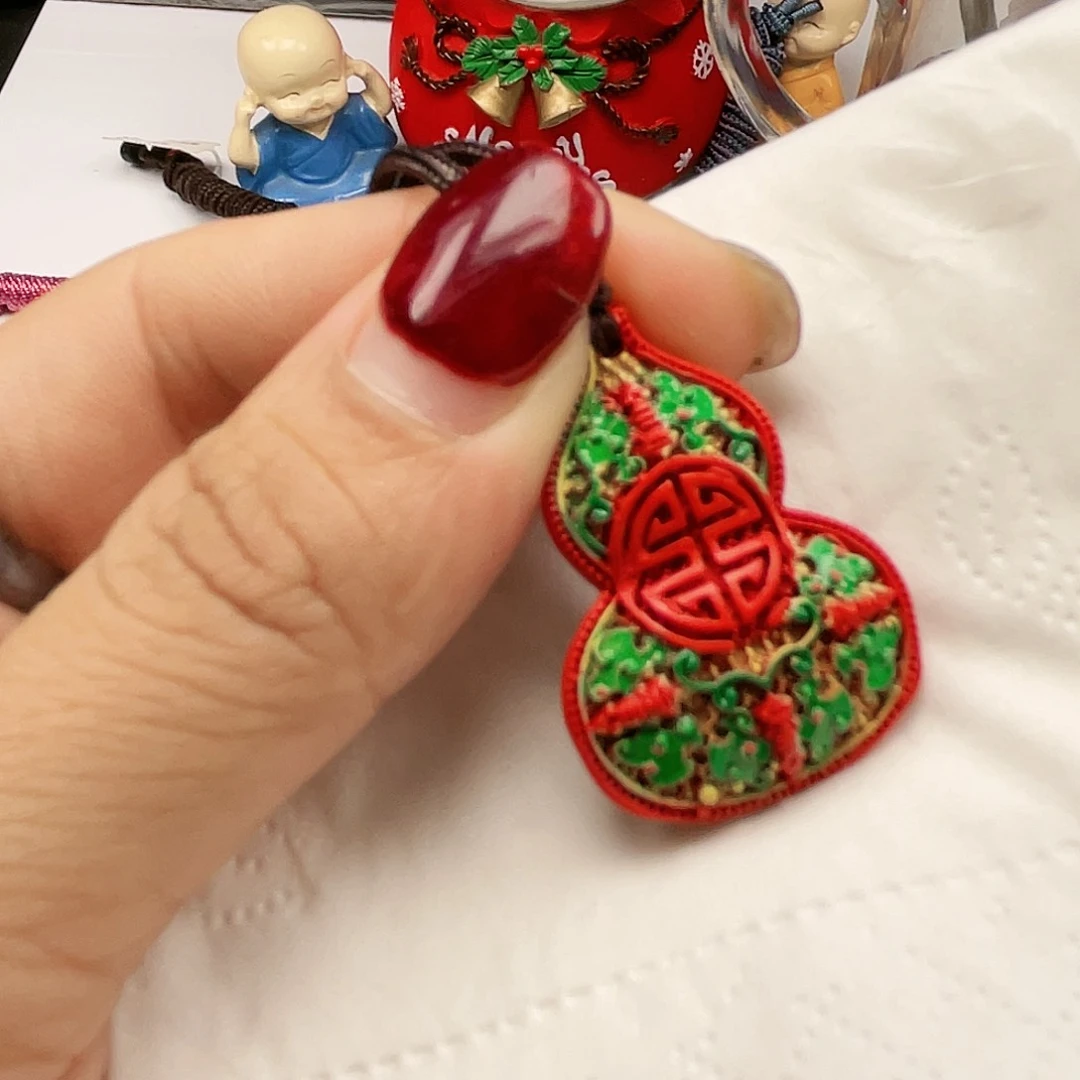 翡翠颈饰未镶嵌天然
