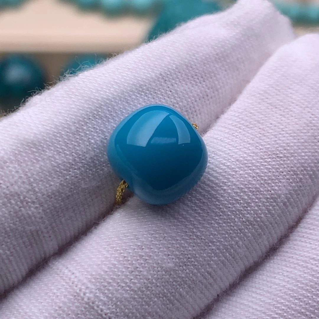 绿松石未镶嵌珠宝奇石10.6