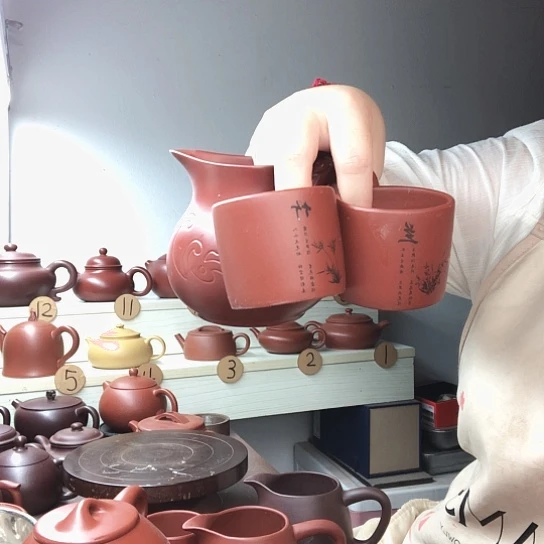 茶杯紫砂小*神一公道杯加梅兰竹菊